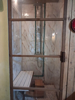 281125900c5b8005d94a9